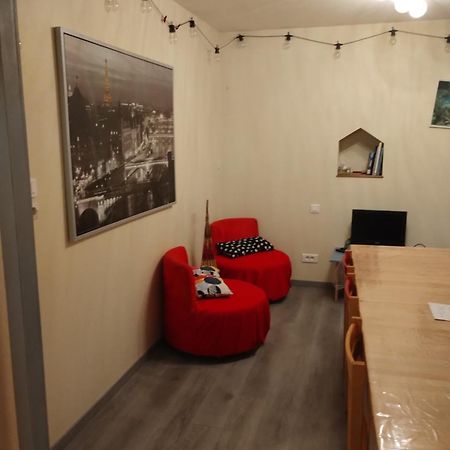 הוילה Chey Mybam, Agreable Maison Au Centre De זלסטאט מראה חיצוני תמונה
